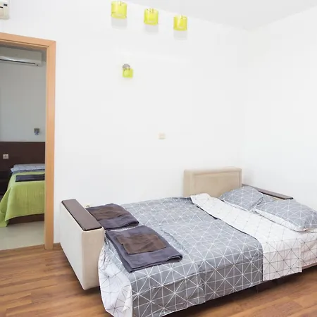 Apartament Garden - 2 Bedrooms Apart,