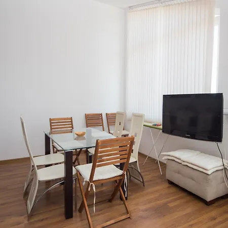 Garden - 2 Bedrooms Apart, Apartament Sozopol