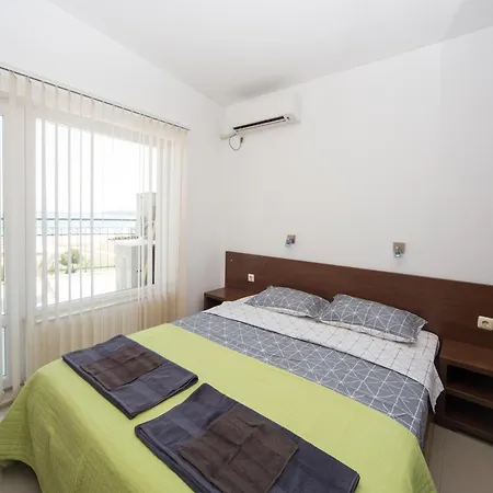 Apartament Garden - 2 Bedrooms Apart,